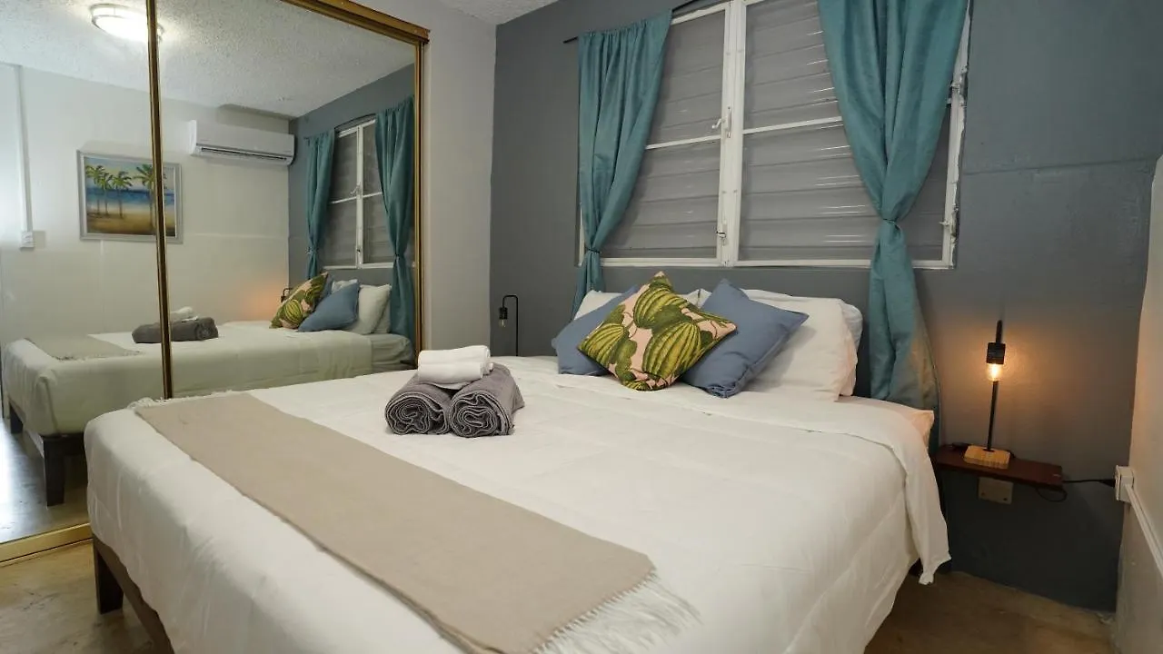 The Pelican Poshtel San Juan 3*,