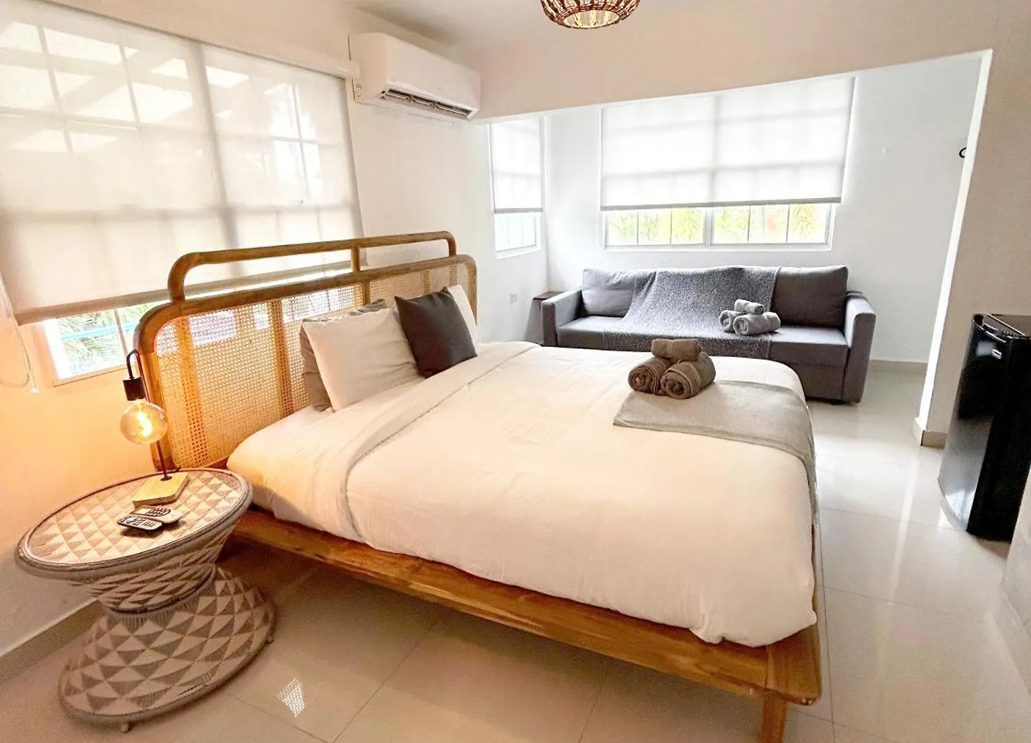 The Pelican Poshtel San Juan Guest house